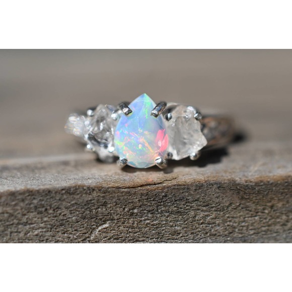 Raw crystal ring opal and Sterling Silver Size 3 4 5 6 7 8 9 10 11 12 - Picture 3 of 7